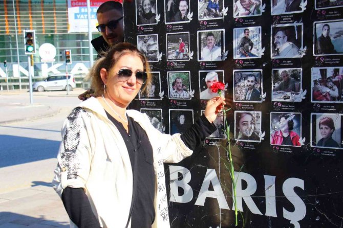 Ankara Garı Patlamasında Hayatını Kaybeden 103 Kişi Anıldı
