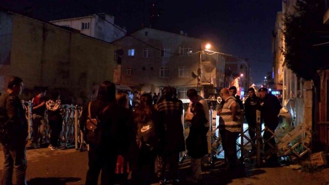 Kadıköy’de Patlamanın Yaşandığı Mahalle Sakinleri Evlerine Alındı