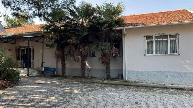 Bursa’da Sağlık Ocağını Soydular