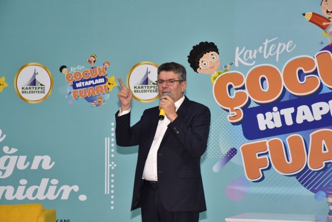 Yazar Kapaklıkaya: "Küresel Güçlerin Televizyon Dizileri Milli Değerlerimize Olumsuz Mesajlar Veriyor"