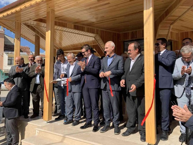 Kastamonu’da Tefrişatı Tamamlanan Çeşme Hizmete Açıldı