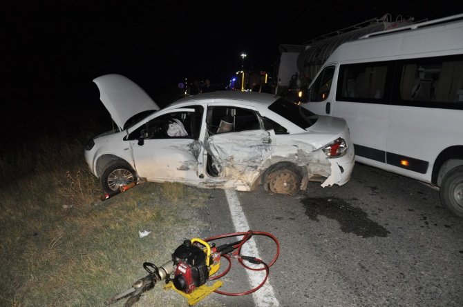 Tekirdağ’da Feci Kaza: 2’si Ağır 9 Yaralı