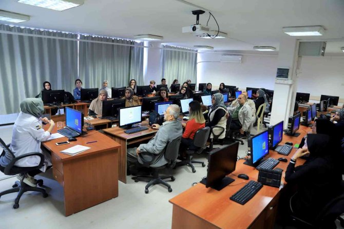 Komek Güz Dönemi Eğitimleri Rekor Kayıtla Başladı