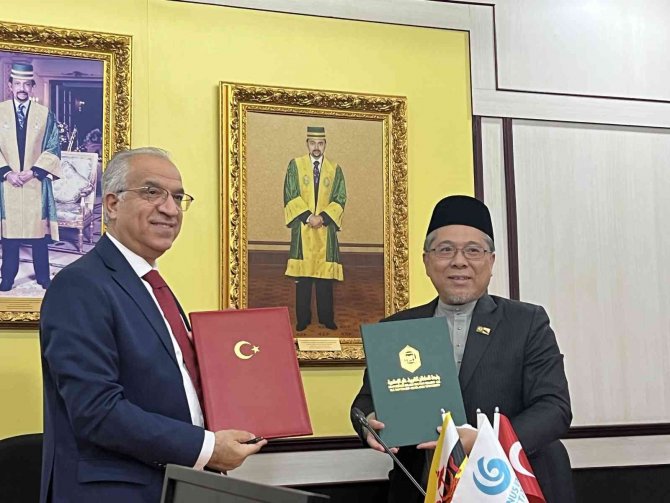 Brunei’de Bilim Dili Türkçe Oluyor