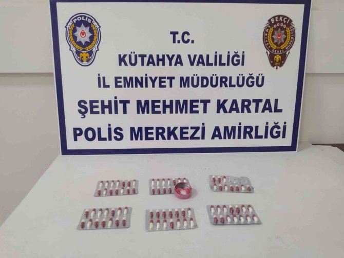 Kütahya’da Bekçiler İki Kişinin Üzerinde Uyuşturucu Ele Geçirdi