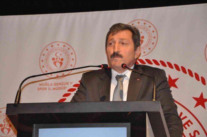 Muğla’yı Başarıyla Temsil Eden Sporcular Ödüllerini Aldı