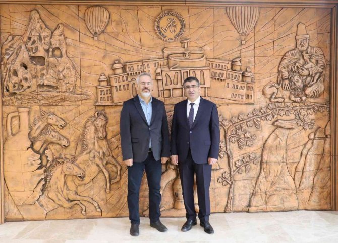 Nevü’ye İki Atama