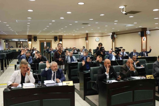 Samsun Meclisi Toplandı, 37 Madde Komisyonlara Havale Edildi