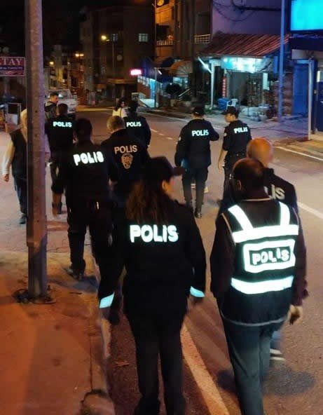 Aranan Şahıslara Operasyon: 24 Gözaltı