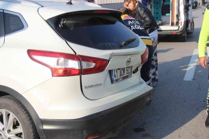 Polis Ekip Otosu Zincirleme Kazaya Karıştı: 3 Yaralı