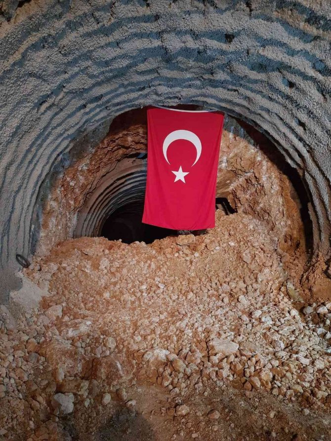 Karasu Regülatörü Ve Derivasyon Kanalının İnşaatı Tamamlandı