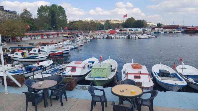 Tekirdağ’da Balıkçılar 4 Gündür Denize Açılamıyor