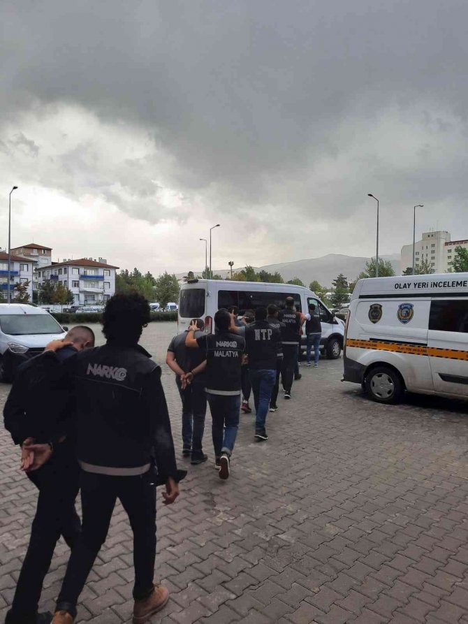 Malatya’da Torbacılara Yönelik Operasyon: 5 Tutuklama