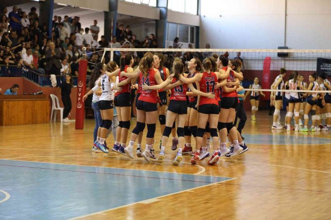 Altınordu Filede İlk Galibiyetini Aldı