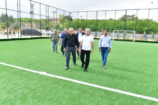 Yeşilyurt’ta Öğrencilerin İstediği Halı Saha Tamamlandı