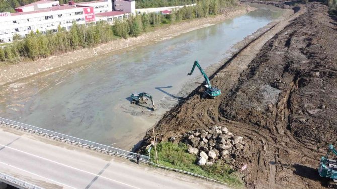 Bartın Irmağı’nda Islah Çalışmaları Devam Ediyor