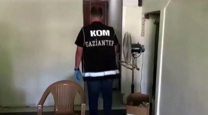 Gaziantep’te İş Yerlerine Kaçak Sigara Baskını: 10 Gözaltı