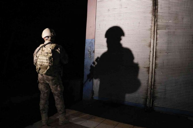 Adana’da Deaş Operasyonu