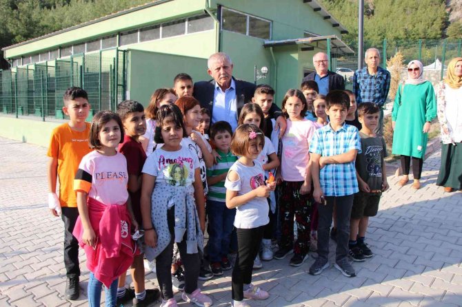 Amasya Belediyesi’nden Sokak Hayvanları İçin Yerden Isıtmalı Otel