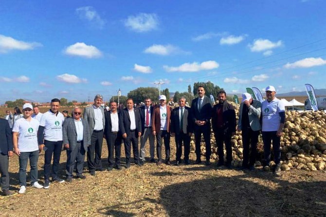 Belediye Başkanı Teke, “Altıntaş Kütahya’nın Pancar Ambarı”