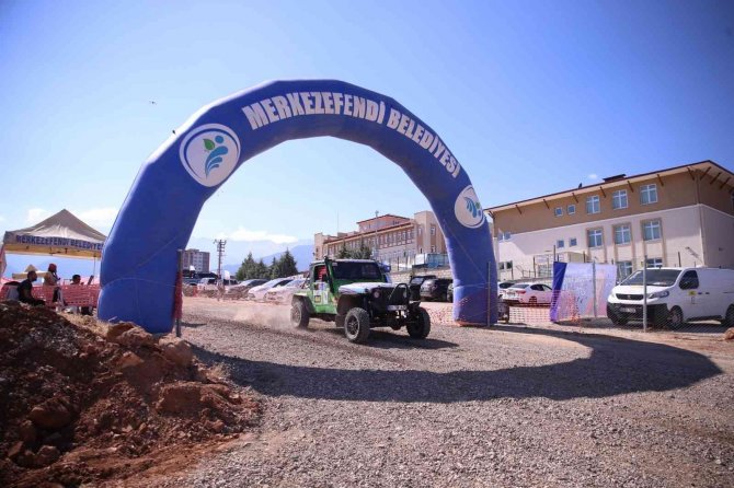 Adrenalin Tutkunları Merkezefendi Off-road Pistinde Buluştu