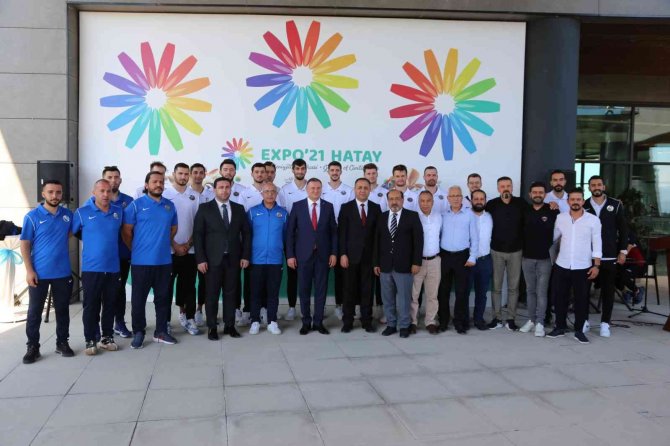 Başkan Savaş: "Efeler Ligi’nde Çok Can Yakacağız"