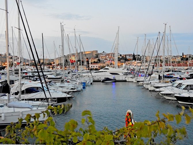 Ünlü Tatil Merkezi Çeşme’de Eylül Ayı Neredeyse Ağustos Ayı İle Yarıştı