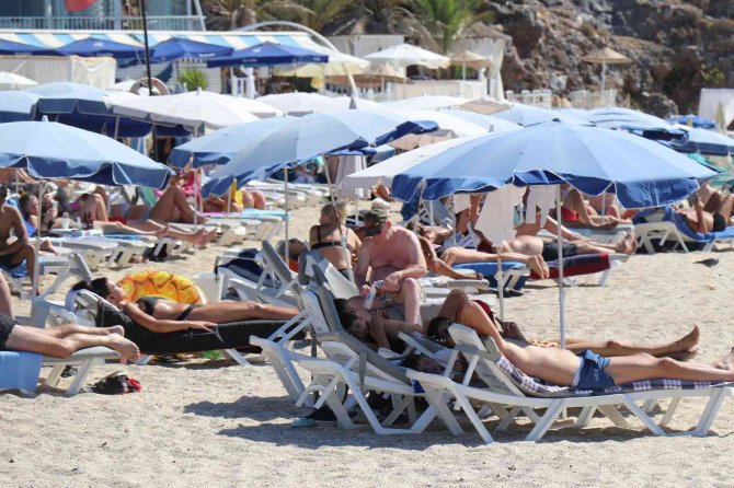 Ekim Ayı Ortasında Alanya’da Deniz Keyfi