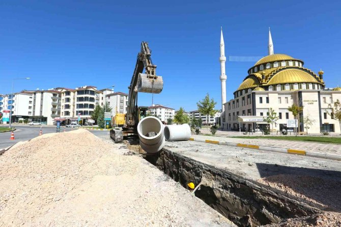 Elazığ’da Altyapı Yenileme Çalışmaları Sürüyor
