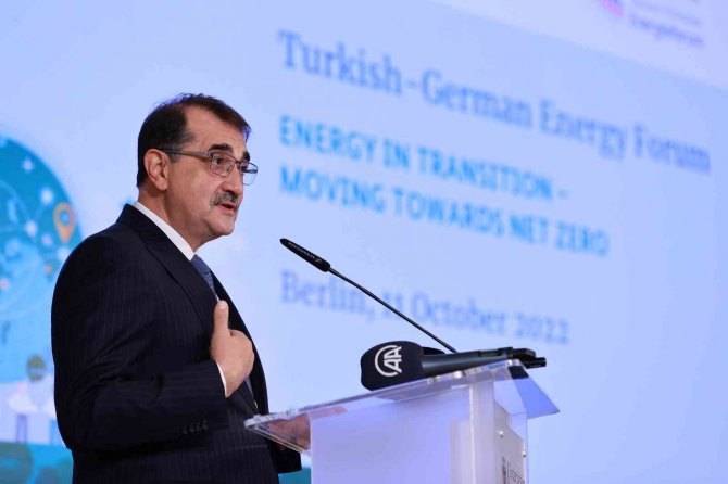 Enerji Ve Tabii Kaynaklar Bakanı Dönmez: "Türkiye, Komşu Ülkelerdeki Doğal Gazın Batı’ya Ulaştırılmasında, Gelecekte De Kritik Roller Üstlenebilir"