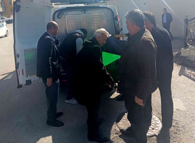 20 Yaşındaki Dilara’nın Şüpheli Ölümü: “Cinayet Mi İntihar Mı” Araştırılıyor