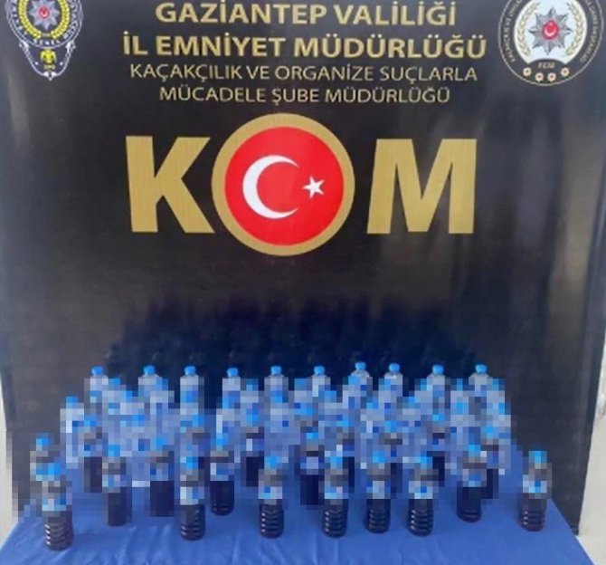 Kaçak Çay Kolisinde Sahte Alkol Sevkiyatına Polis Darbesi