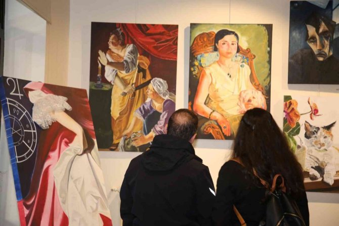 Konservatuvar Öğrencilerinin Sergisine Sanatseverlerden Tam Not