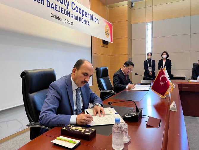 Başkan Altay: “Konya Olarak, Yerel Yönetim Modelimizle Dünya Vizyonu Ortaya Koyuyoruz”