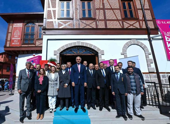Bakan Ersoy: “Türkiye Müzecilikte Hedef Belirleyen Öncü Ülkeler Arasında Yerini Almıştır”