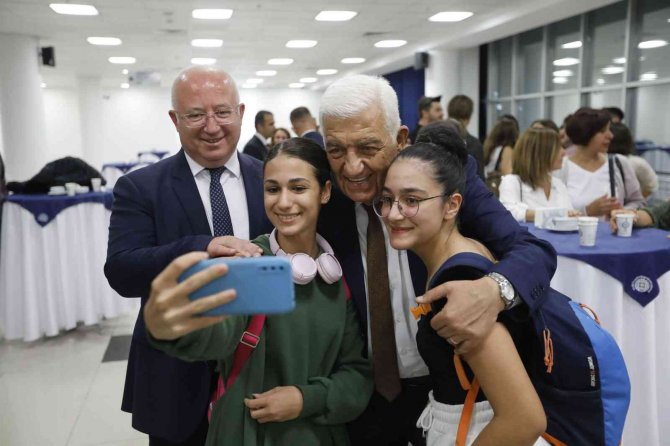 Muğla’da Büyükşehir Konservatuarı Eğitime Başladı