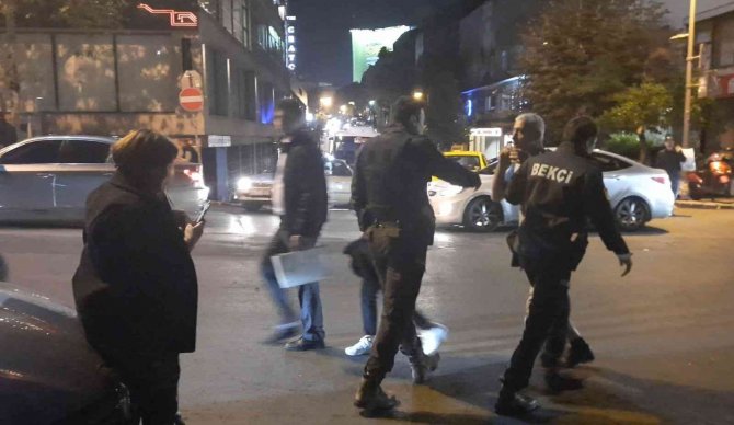 Turistten Fazla Ücret İstediği İddia Edilen Taksiciyi Bekçiler Yakaladı