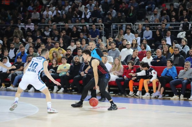 Eurocup: Türk Telekom: 75 - Paris Basketball: 90