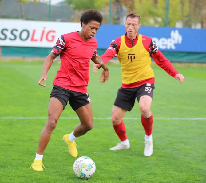 Sivasspor, Ballkani Maçı Hazırlıklarına Başladı