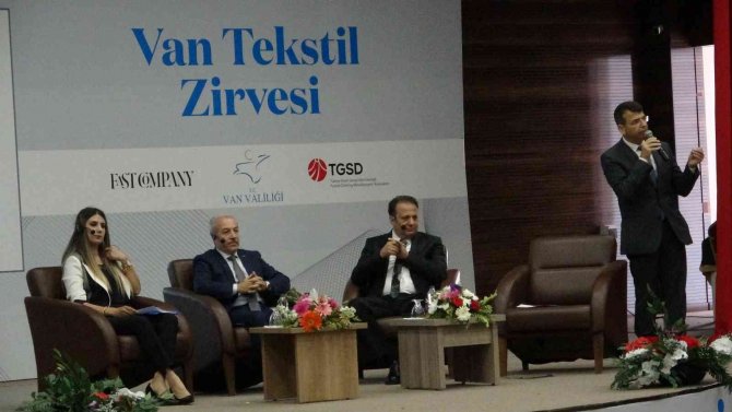 Van’da Tekstil Zirvesi Düzenlendi