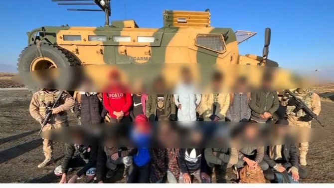 Van’da 25 Düzensiz Göçmen Yakalandı