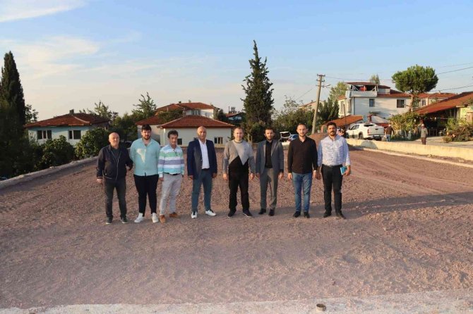 Yalova Belediyesi Spor Alanlarının Yapımına Başladı