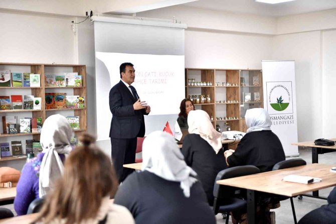 Bursa’da Balkonlar Sebzelerle Yeşerecek