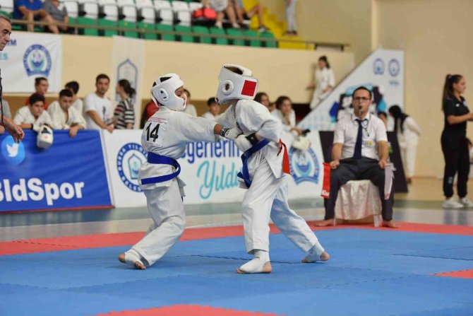 Yıldırım’da Karate Rüzgarı