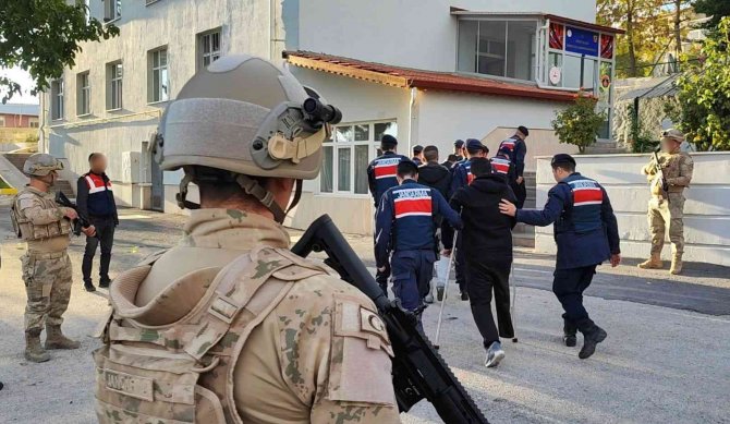 Yozgat’ta Deaş Operasyonu: 5 Gözaltı