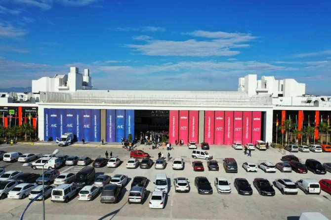 Antalya’da İki Fuar Bir Arada, Hazırlıklar Sürüyor