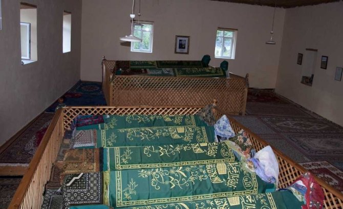 Çeçe Sultan Türbesi Ve Camisi Restore Ediliyor