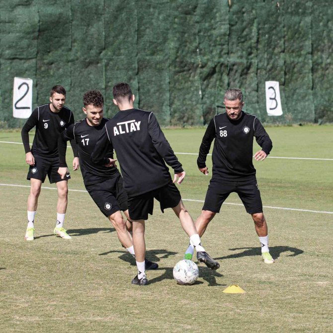 Altay’da Manisa Fk Maçı Hazırlıkları Sürüyor