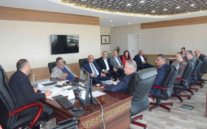 Stk’lardan Van Çevre, Şehircilik Ve İ̇klim Değişikliği İ̇l Müdürlüğü’ne “Sit Alanı” Ziyareti