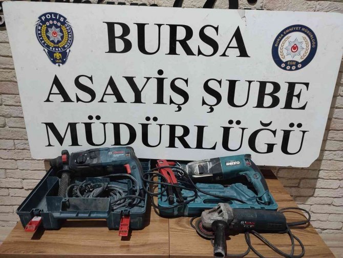 Bursa’da Oto Fareleri Yakayı Ele Verdi